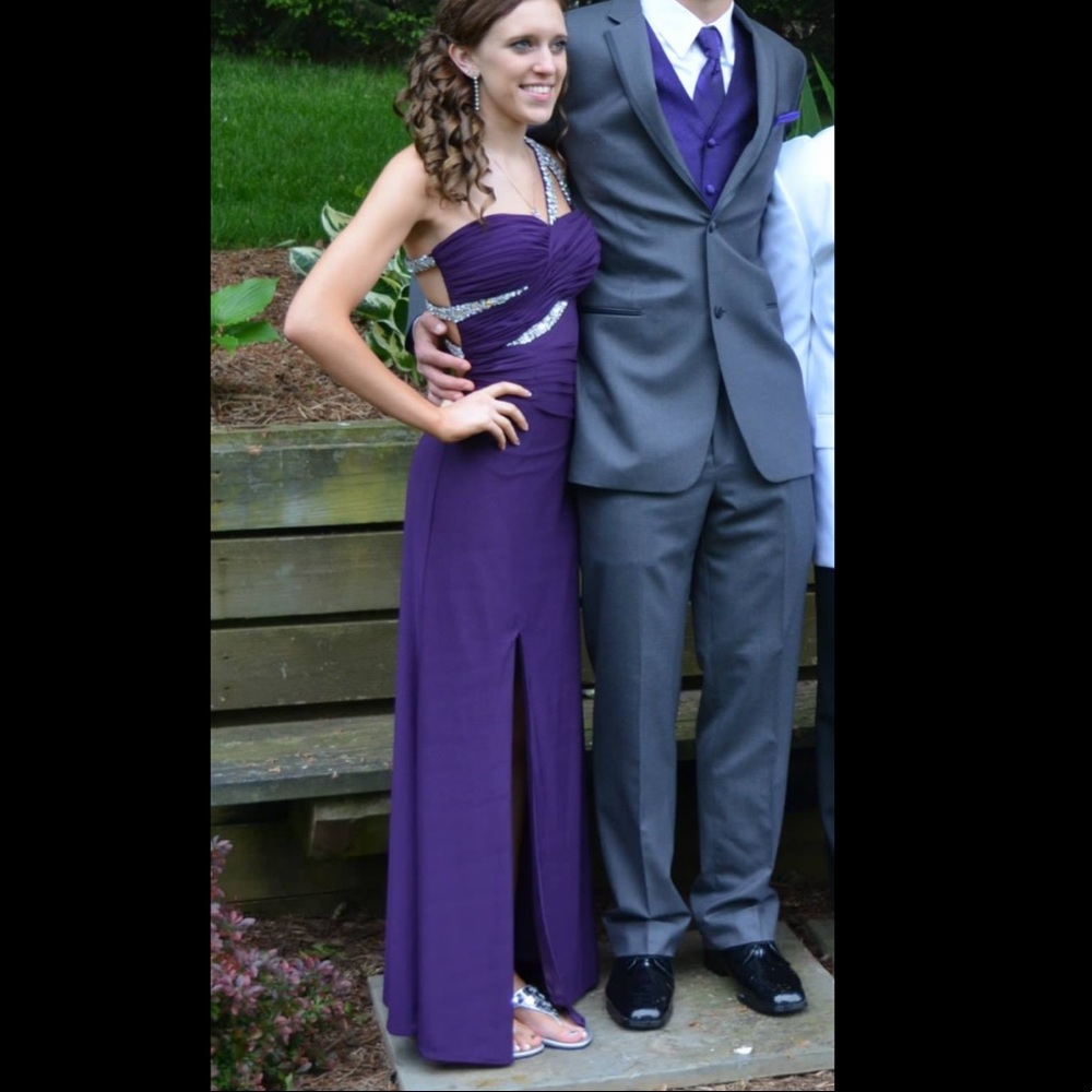 Prom Dress - Picture 3 of 6